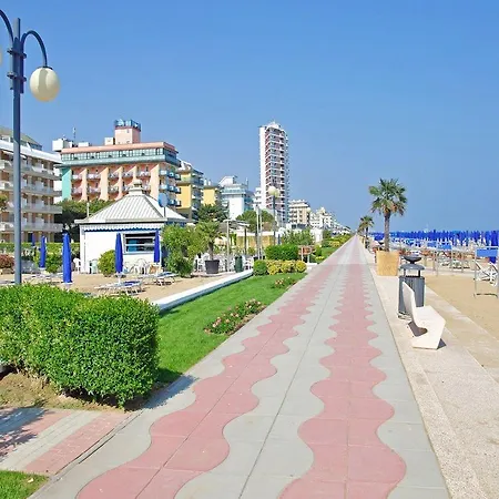 Bettina Τζεσόλο Λίντο