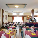Hotel Bettina 3*