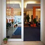 Hotel Bettina 3*