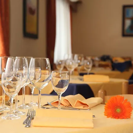 Bettina Hotel